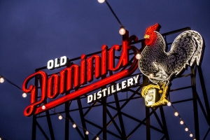 Leuchtet über Memphis: das Logo der Old Dominick Distillery